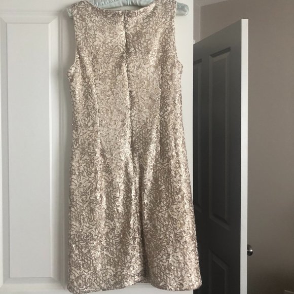 Chetta B  cream and gold sequined dress size 6 - Picture 2 of 3